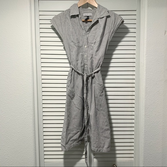 The Frock Shop button down dress with pockets! - Picture 1 of 6